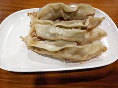 网红牛肉锅贴-张小文胡辣汤(龙柏新村店)