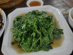 酒香草头-吾介小籠館