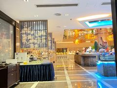 -小天鹅戴斯酒店鲸鲨百汇创作料理