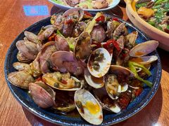 -蚝堡海鲜·威海菜·海肠捞饭·烧烤·亚洲吃蚝公司(幸福门店)