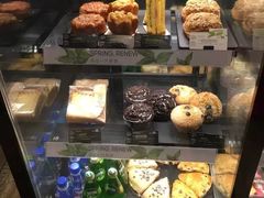 -星巴克臻选(周浦万达店)