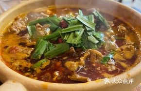 Clay Pot Oil-Poured Fresh Beef