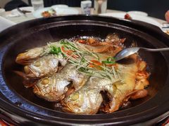 八分钟砂锅焗黄鱼-有喜胶东小馆(太申祥和店)