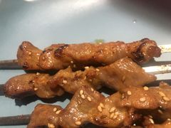 -街角等你.大连海鲜烧烤.经典铁板海鲜串(西安路店)