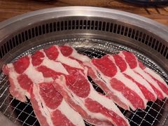 -明洞阿姨·韩式酱蟹烤肉·创意料理(三元桥店)