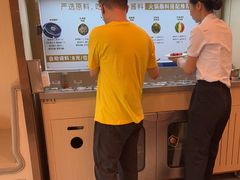 -七欣天香辣蟹火锅(闵行浦江欢乐颂店)