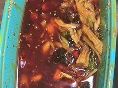 -初蓉丨遇见新川菜(亲贤街荣耀店)