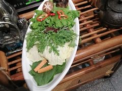 -老牌坊云南鱼豆花火锅(哈西万达店)