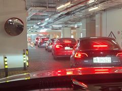 -兴业太古汇·停车场