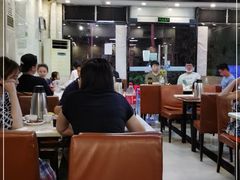 大堂-胡须佬鸡煲四季火锅(龙珠大道店)