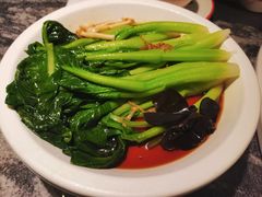 白灼菌菇菜心-新白鹿餐厅(松江开元地中海店)