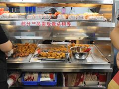 自助取餐区-华莱士·全鸡汉堡(财经学院店)