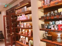 零售区-星巴克臻选(思南公馆店)