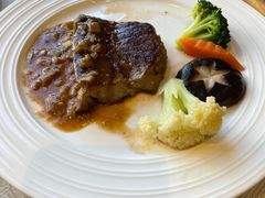 菲力扒牛排-小白桦西餐厅