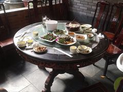 -四方小吃·白族庭院餐厅