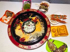 -大师兄酱骨火锅