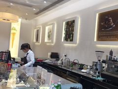 -VENCHI 闻绮(上海佛罗伦萨小镇店)