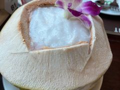 -Chom Cafe and Restaurant