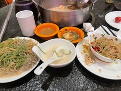 -煲宫猪肚鸡(昆山金鹰国际购物中心店)