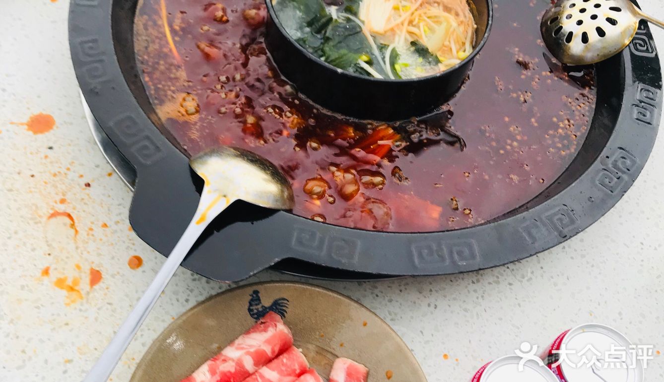 龙虾+鲜牛肝+. +黑千层肚等10荤6素2小吃