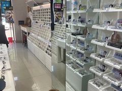 -诺柯视眼镜-蔡司依视路官方工厂店(淞南一店)