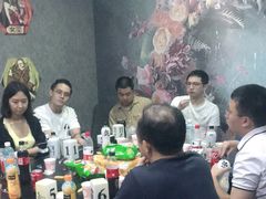 -FullHouse桌游狼人跑团剧本杀(徐家汇店)