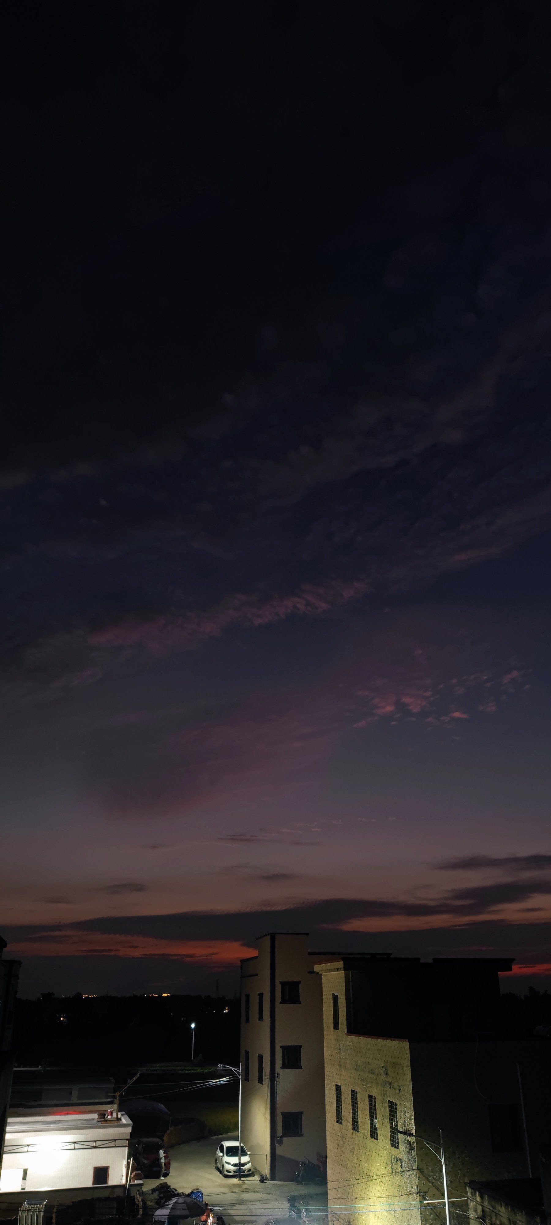 傍晚的天空色彩斑斓