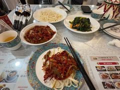-汗腾格里·风味餐厅(新疆驻京办店)