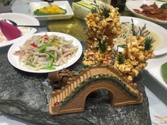 -良友富临大酒店(泉城广场大明湖店)