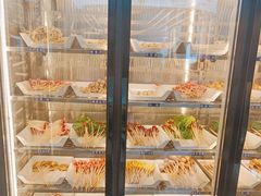 -辣八香新疆孜然串烤火锅(环球港店)
