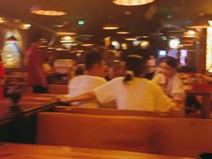 -Helens海伦司(海外联谊大厦店)
