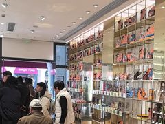 -VENCHI 闻绮(上海佛罗伦萨小镇店)