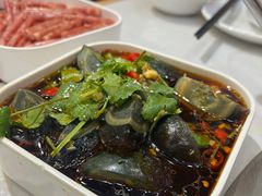 -鲁员外地锅鸡地锅鱼(古墩路店)