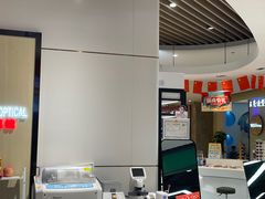 -沫芮眼镜·蔡司官方授权店(人民广场店)