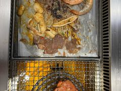 -俊熙家点餐式自助烤肉店(南充王府井店)