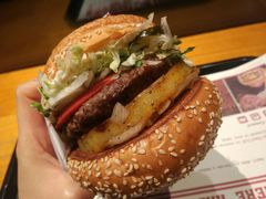 -The Habit Burger Grill 哈比特汉堡(复兴soho店)