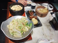 -绿茶餐厅(松江万达店)