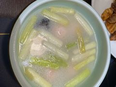 -湖畔鲁菜·二十年老字号餐厅(大明湖店)