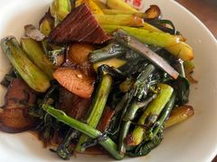 红菜苔炒腊肉-天下客饭店(中山路店)