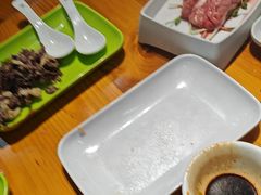 -养牛邓·潮汕牛肉海鲜自助火锅(广州店)