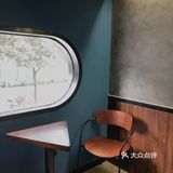 禁不住小姐姐的推荐，点了一杯她说不太甜的鸳鸯拿铁