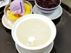 红豆沙窝蛋-仁信老铺(华盖路店)