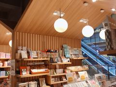 -百新书局(尚悦湾店)