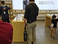 -华为授权体验店(万航渡路)