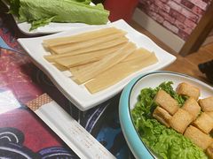 -弘烨 贵州酸汤 鱼火锅(东财店)
