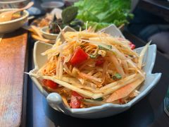 -大头虾越式风味餐厅(光明广场店)