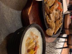 -耶里夏丽·丝路国际新疆菜·清真食品(徐汇南丹东路臻选店)