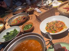 -吃饭皇帝大土家民族菜(正大广场店)
