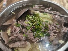-冯烫烫跷脚牛肉·川菜小馆(武胜西街店)