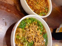 -钟方模白家肥肠粉(春熙店)